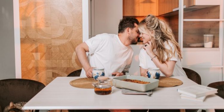 8 marca: Dzień Kobiet – historia i sprawdzone pomysły na świętowanie w Poznaniu