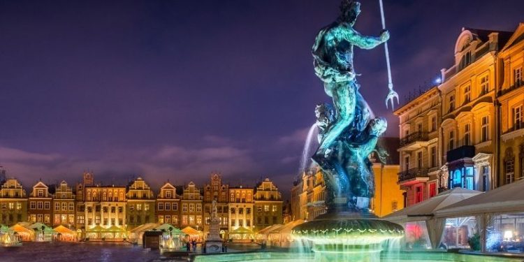 Atrakcje otwarte późnym wieczorem w Poznaniu – atrakcje, informacje praktyczne i wskazówki