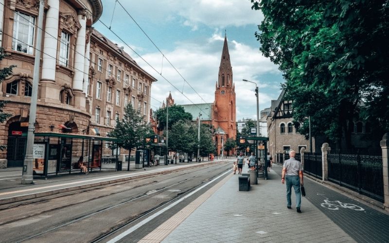 Co robić w Poznaniu za mniej niż 50 złotych Praktyczny przewodnik po miejscach i zasadach