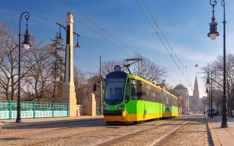 Duże zmiany w komunikacji miejskiej w Poznaniu. Tramwaje wracają na Dąbrowskiego, Królowej Jadwigi i Franowo