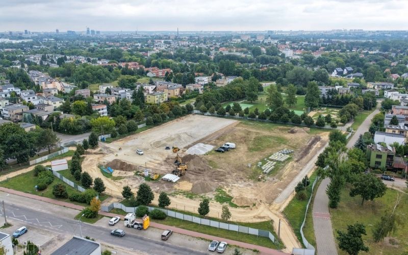 Plac budowy nowego centrum sportowego Świerczewo