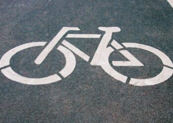 Poznań rozbudowuje trasę rowerową przy Warszawskiej. Kolejne prace od 28 września