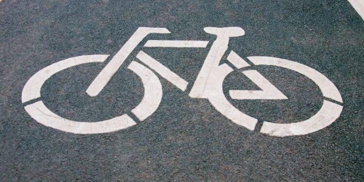 Poznań rozbudowuje trasę rowerową przy Warszawskiej. Kolejne prace od 28 września
